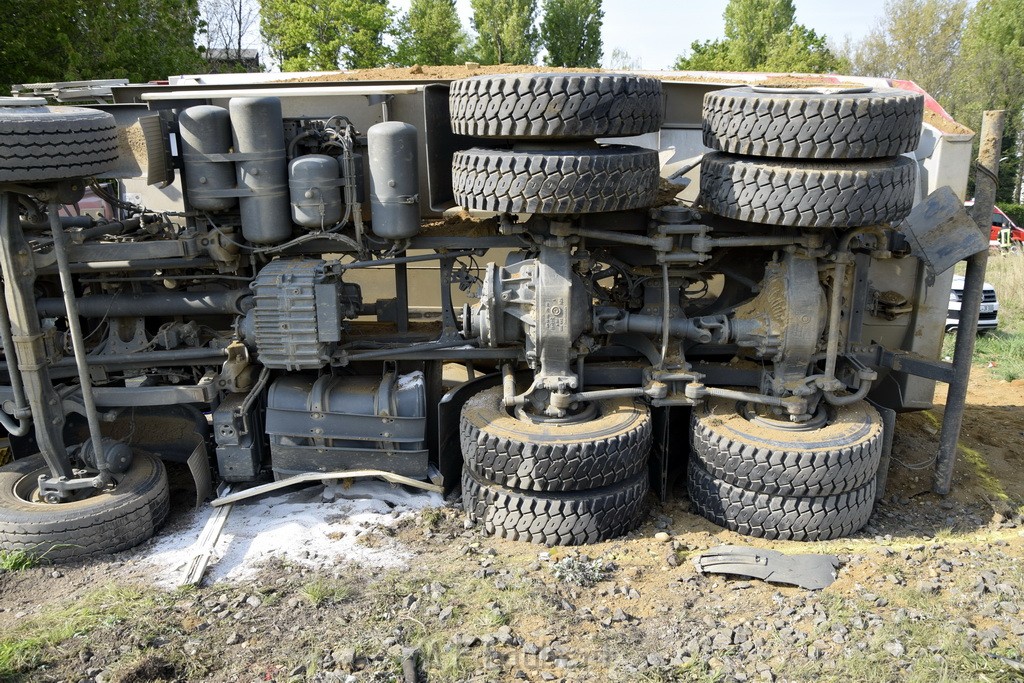 Schwerer VU LKW Zug Bergheim Kenten Koelnerstr P241.JPG - Miklos Laubert